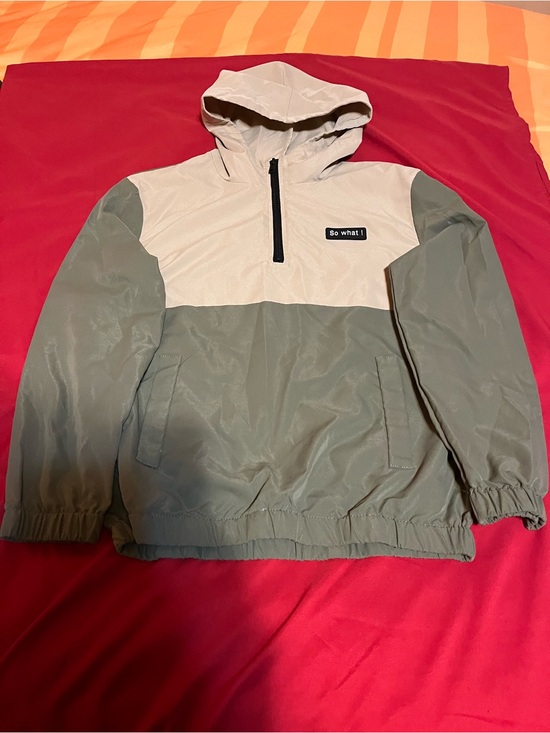 SHEIN Other - SHEIN Colorblock Hooded Windbreaker Jacket in Light Gray and Olive Green